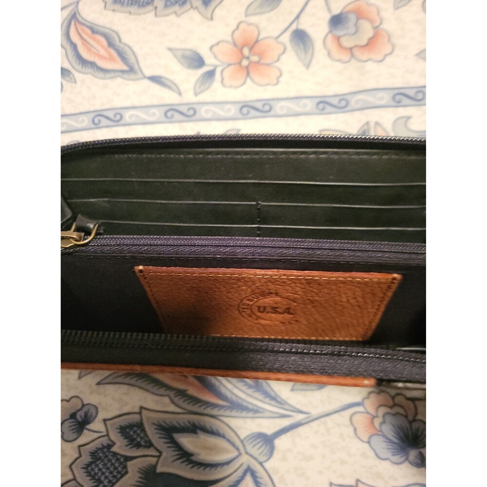 MYRA Wallet - Picture 3 of 3